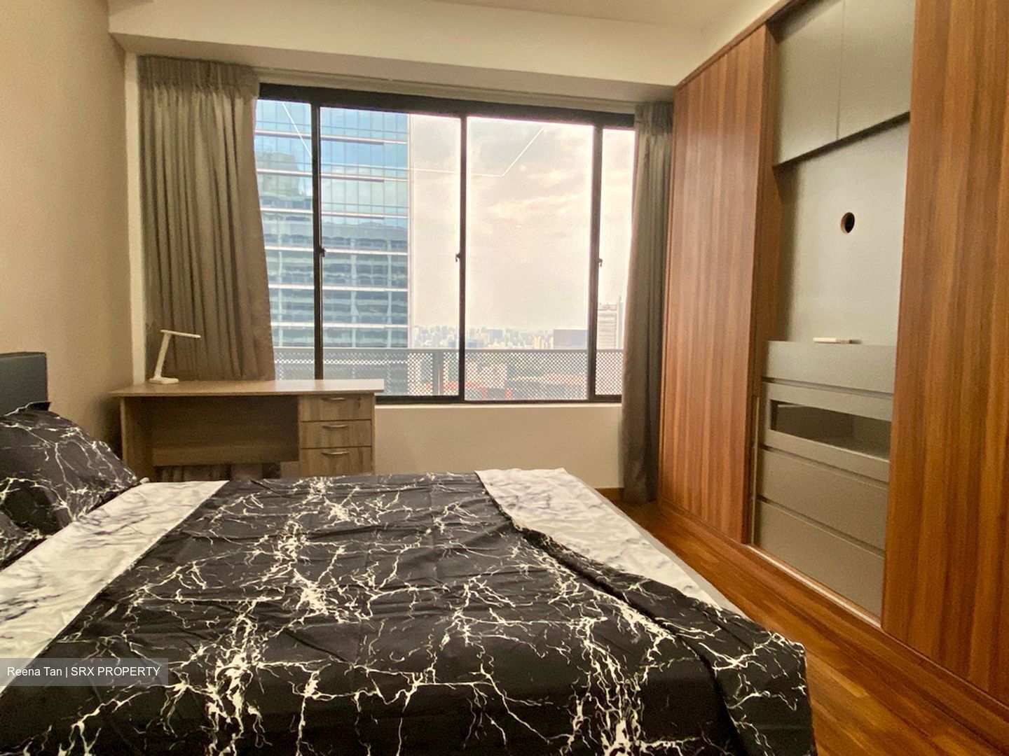 International Plaza (D2), Apartment #427097421